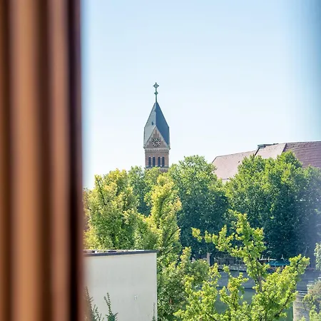 Hinter Der Residenz * Λάντσχουτ