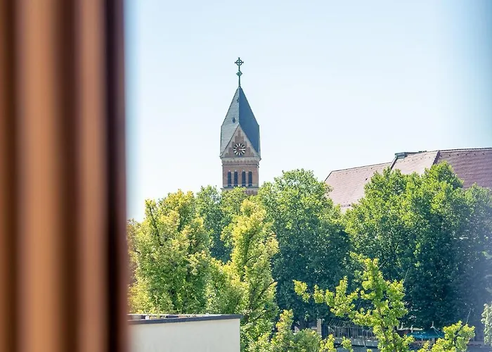 Hinter Der Residenz * 란츠후트